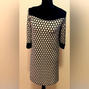 Chic patterned dress